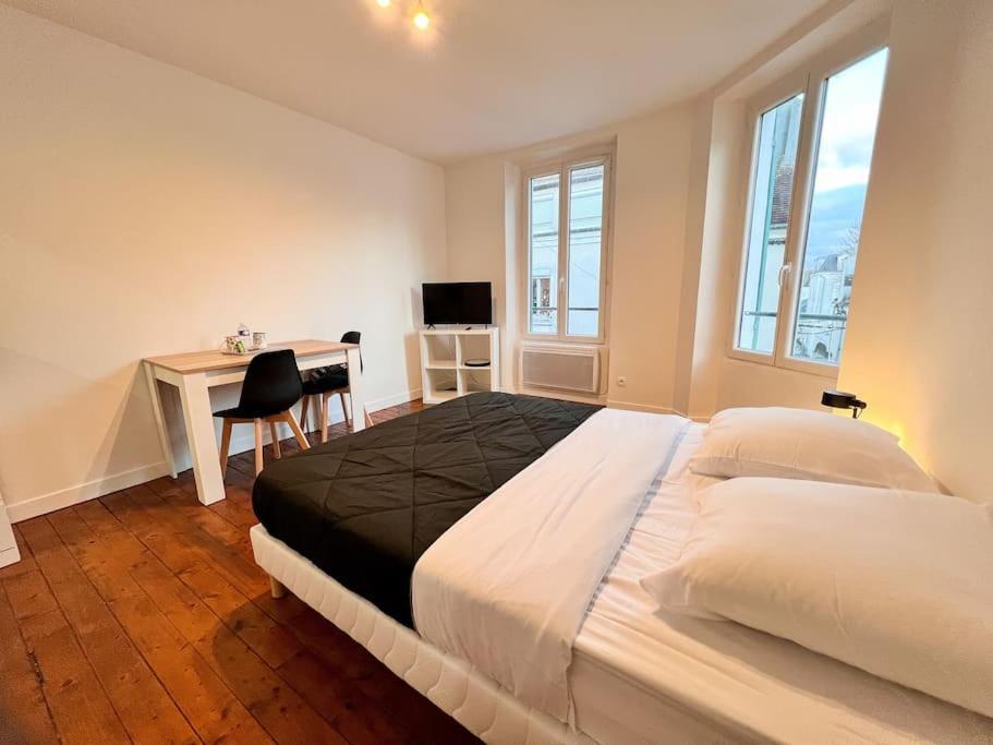 Appartement Maciet 2- Centre Ville Meaux-Gare-Disney Buitenkant foto